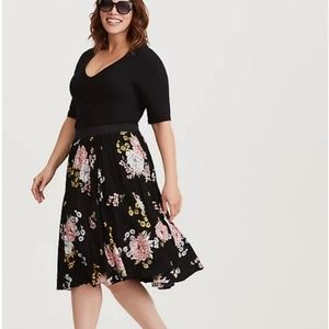 Torrid floral challis skirt